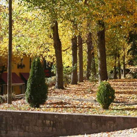 Rustic Mountain Retreat * La Puebla de Roda